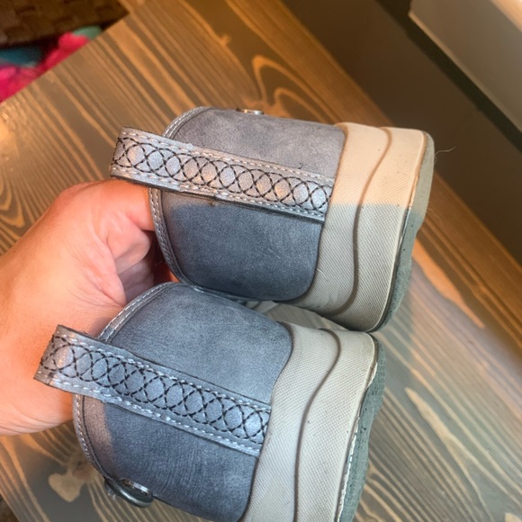 Bzees 9.5 medium shoes sneakers slip on good used condition - Picture 2 of 6